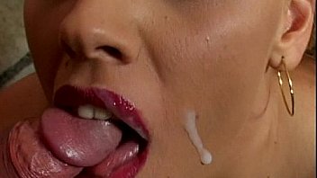 Metro – Blowjobs Fantaies 19 – scene 4 – extract 1